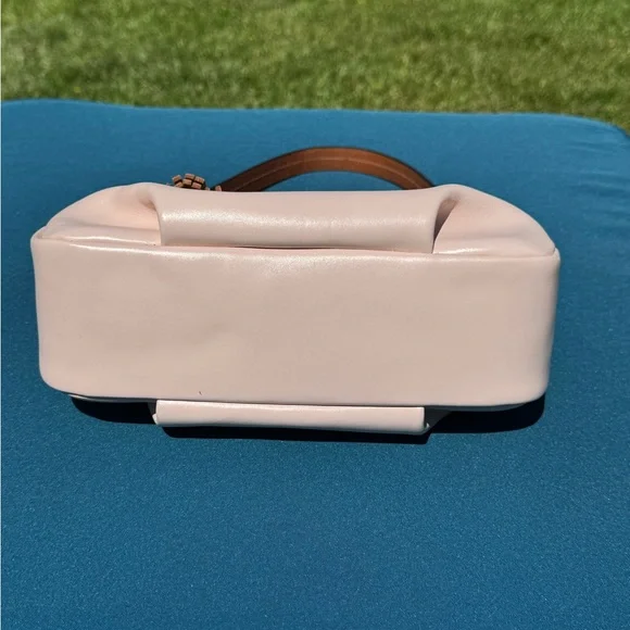 SOLD LIVE! Dooney & Bourke Blush Pink Leather Pouchette - Picture 6 of 13